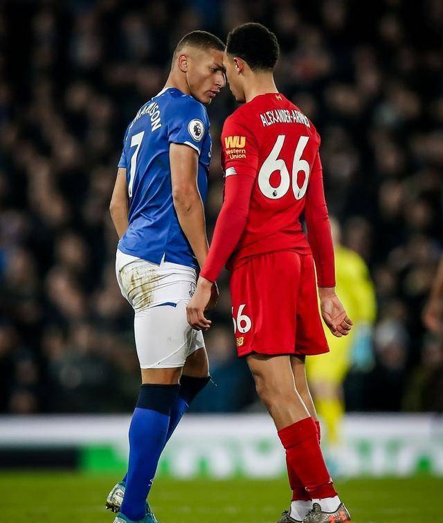 ng28娱乐-祁连雪豹队鏖战洞庭暴熊队，F1巡回赛击败，替补奇兵立功。观赏性拉满(雪豹在拜城不但畏战还抢战功)