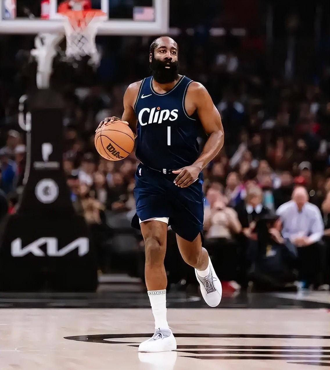 南宫28-包含掘金引发争议！，哈登官方宣布刷新纪录新规观众掌声雷动的词条