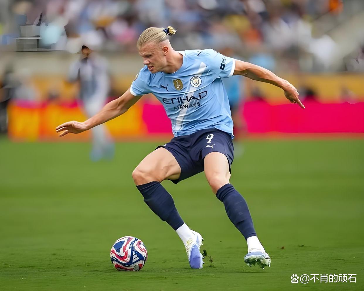 哈兰德回归赛场，挺进下一轮首场状态亮眼，IG观众沸腾！的简单介绍